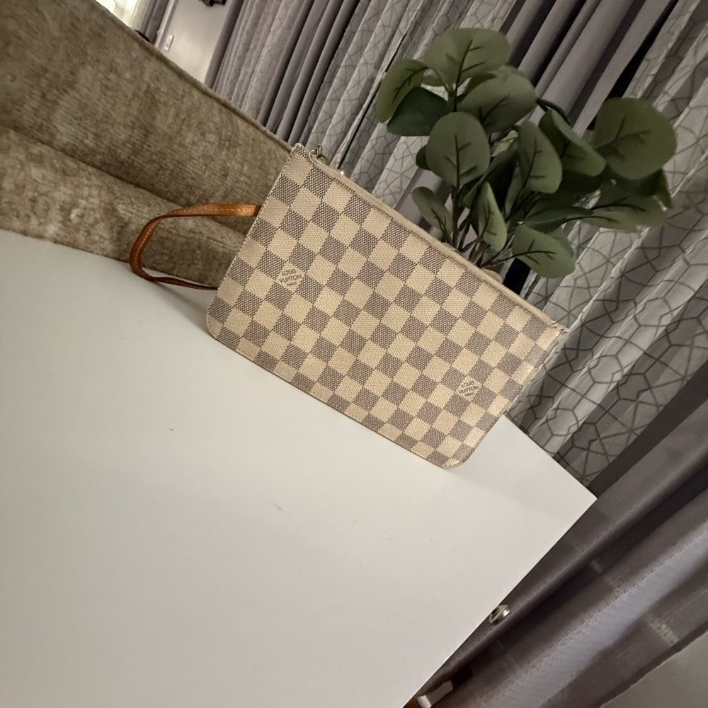 Louis Vuitton Tan and Cream Damier Wristlet